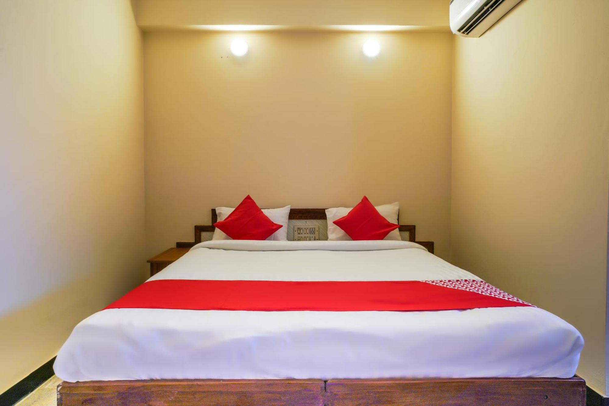 Hotel O Raja Residency Near Snow World Secundurabad Εξωτερικό φωτογραφία