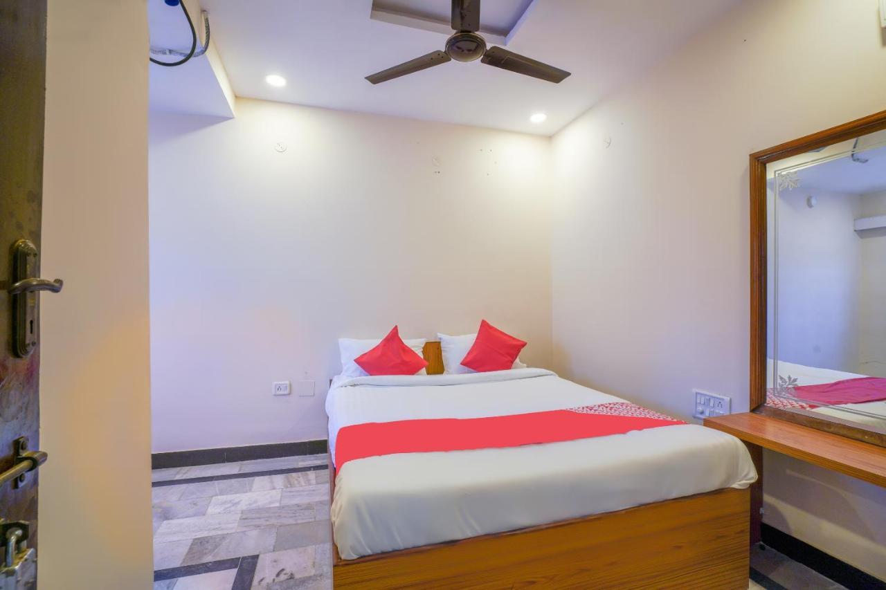 Hotel O Raja Residency Near Snow World Secundurabad Εξωτερικό φωτογραφία